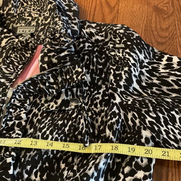 Berek women’s zip up light jacket animal print draw string collar ruffled zipper - Picture 11 of 11